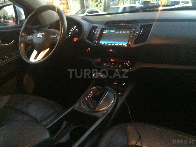 Kia Sportage 2011, 110,000 km - 2.4 l - Bakı