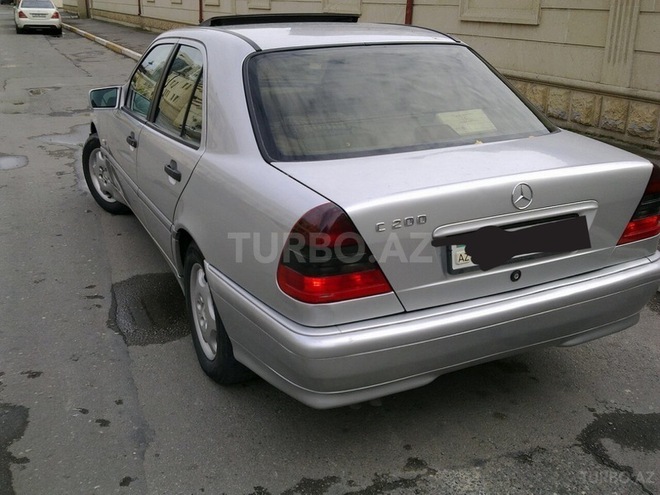Mercedes C 200 2000, 203,000 km - 2.0 l - Bakı