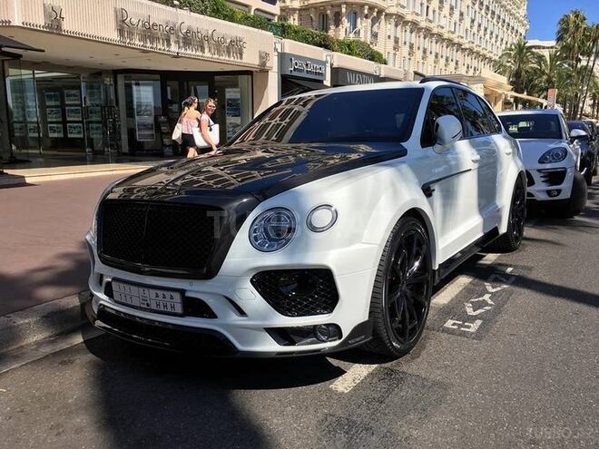 Bentley Bentayga 2016, 0 km - 6.0 л - Bakı