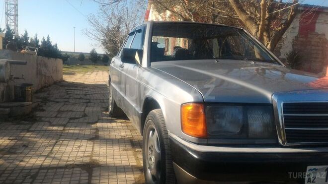 Mercedes 190 1992, 290,000 km - 1.8 l - Bakı