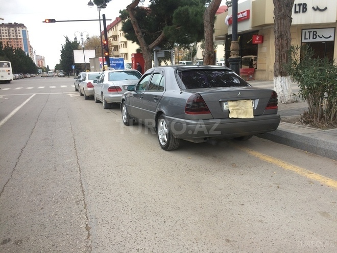Mercedes C 200 1996, 182,345 km - 1.8 l - Xırdalan