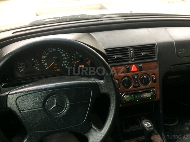 Mercedes C 200 1996, 182,345 km - 1.8 l - Xırdalan