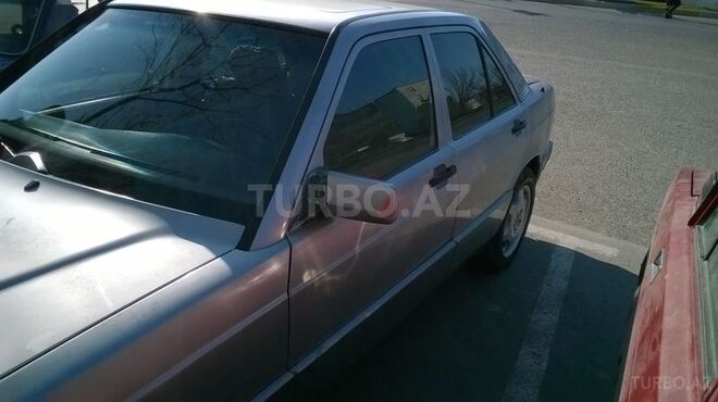 Mercedes 190 1991, 200,000 km - 2.0 l - Sumqayıt