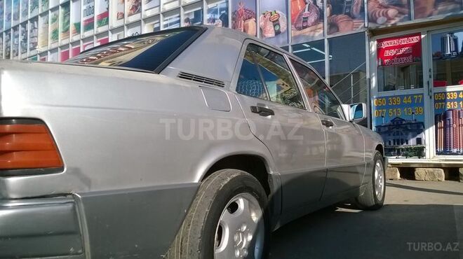 Mercedes 190 1991, 200,000 km - 2.0 l - Sumqayıt