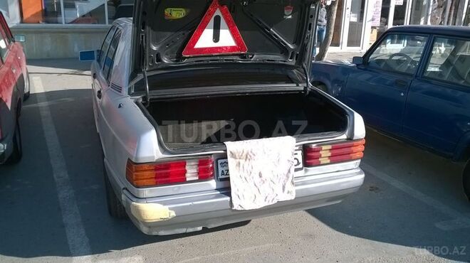 Mercedes 190 1991, 200,000 km - 2.0 l - Sumqayıt
