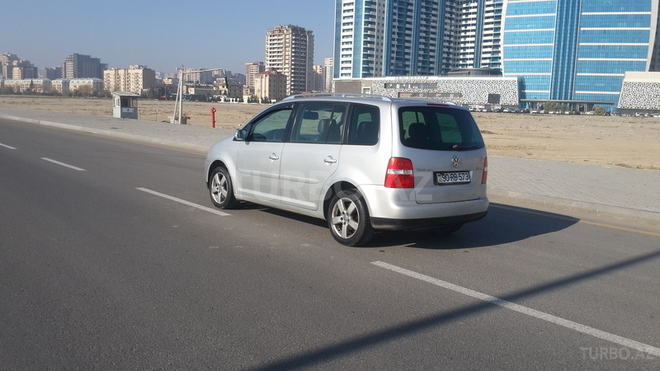 Volkswagen Touran 2005, 2,160,000 km - 0.2 l - Bakı