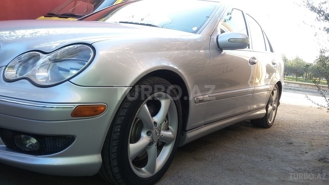 Mercedes C 230 2005, 250,000 km - 2.5 l - Bakı