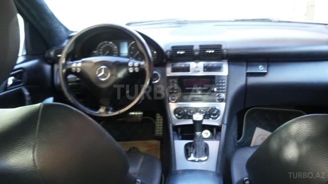 Mercedes C 230 2005, 250,000 km - 2.5 l - Bakı