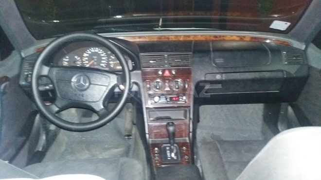 Mercedes C 220 1996, 286,000 km - 2.2 l - Bakı
