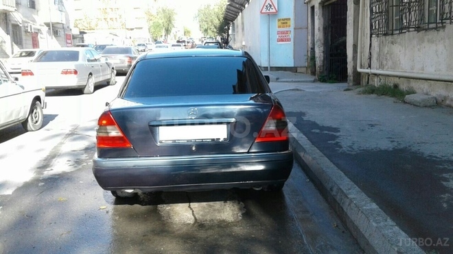 Mercedes C 180 1997, 356,000 km - 1.8 l - Bakı
