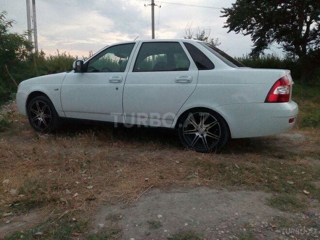 LADA (VAZ) Priora 2013, 68,000 km - 0.2 l - Quba
