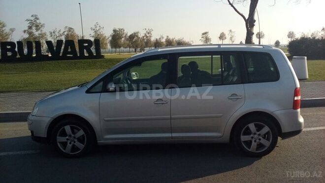 Volkswagen Touran 2005, 190,000 km - 2.0 l - Bakı