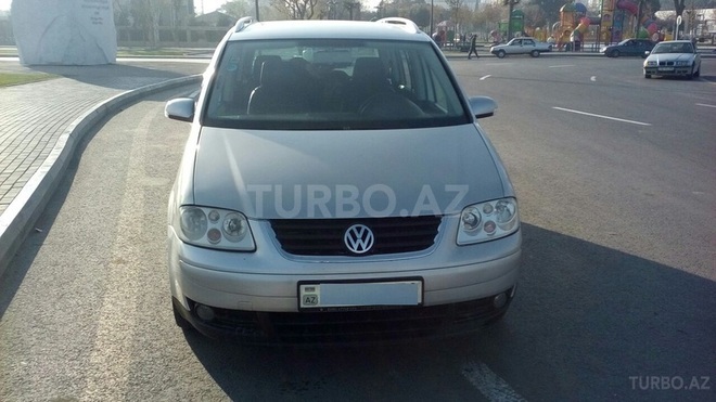 Volkswagen Touran 2005, 190,000 km - 2.0 l - Bakı