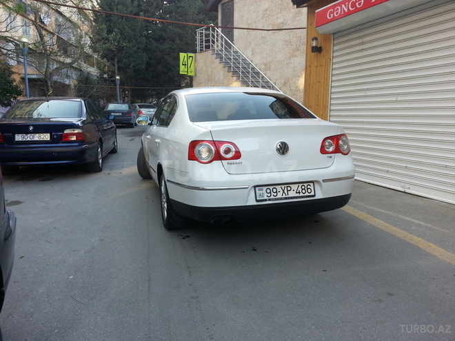 Volkswagen Passat 2010, 170,000 km - 1.8 l - Bakı