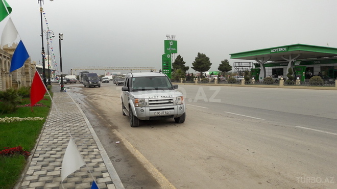 Land Rover Discovery 2007, 272,000 km - 2.7 l - Bakı