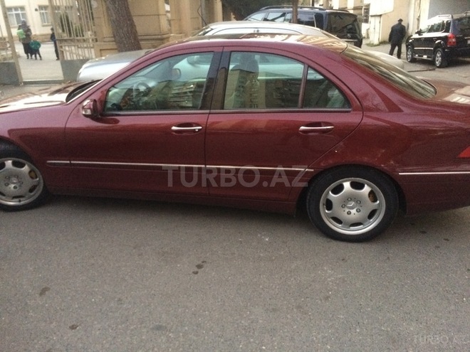 Mercedes C 180 2003, 168,686 km - 1.8 l - Bakı