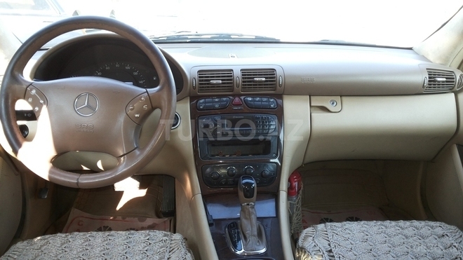 Mercedes C 240 2001, 320,000 km - 2.6 л - Bakı