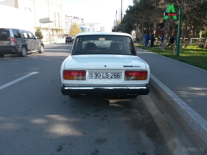 LADA (VAZ) 2107 2011, 145,000 km - 1.6 л - Bakı