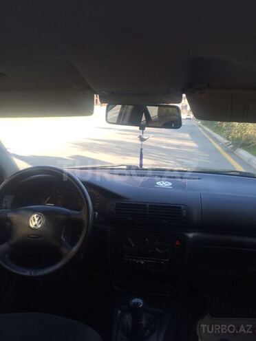 Volkswagen Passat 1999, 168,987 km - 1.6 l - Bakı