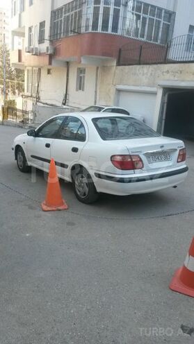 Nissan Sunny 2001, 295,000 km - 1.6 л - Bakı