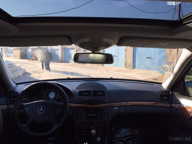 Mercedes E 350 2005, 190,000 km - 3.5 л - Sumqayıt