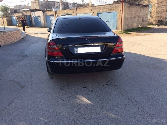 Mercedes E 350 2005, 190,000 km - 3.5 л - Sumqayıt