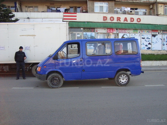 Ford Transit 1990, 200,000 km - 2.4 l - Bakı