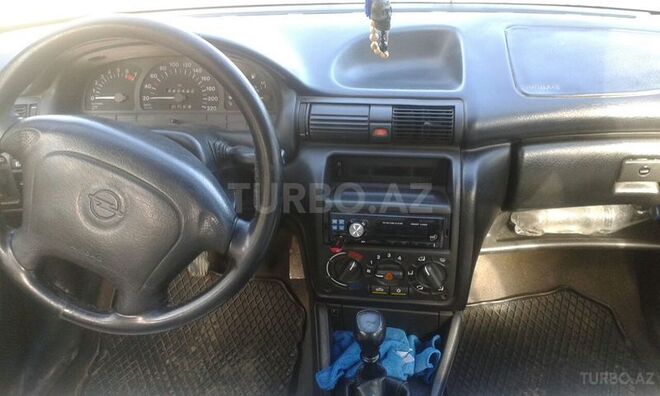 Opel Astra 1997, 340,000 km - 1.6 l - Bakı