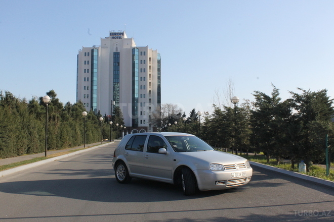 Volkswagen Golf 1999, 250,000 km - 1.8 л - Bakı