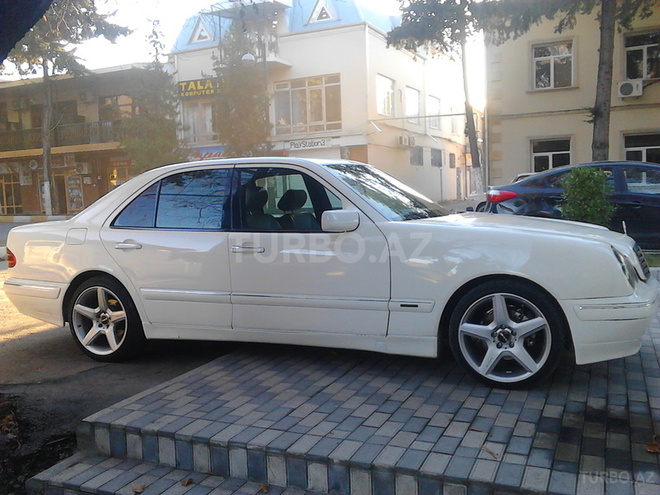 Mercedes E 290 1996, 490,000 km - 2.9 l - Zaqatala