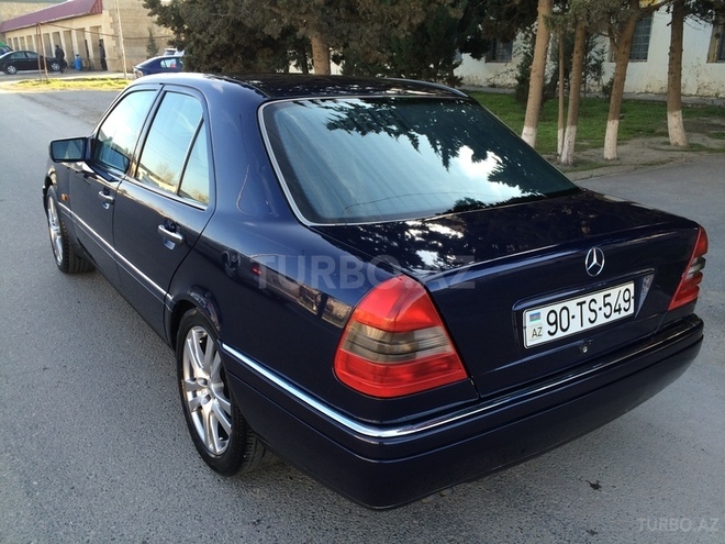 Mercedes C 220 1996, 320,500 km - 2.2 l - Sumqayıt