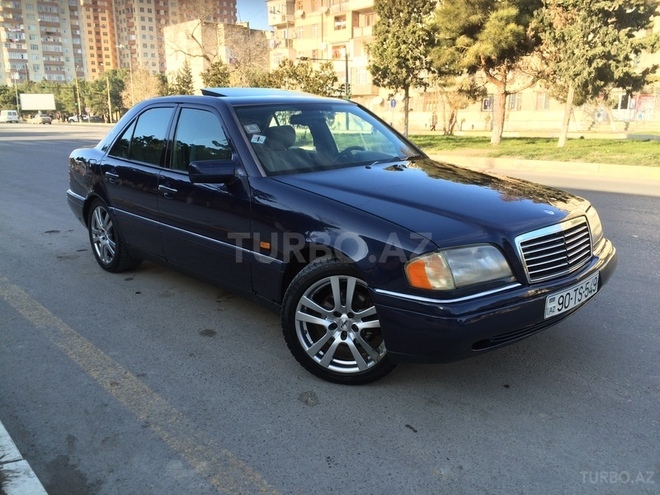 Mercedes C 220 1996, 320,500 km - 2.2 l - Sumqayıt