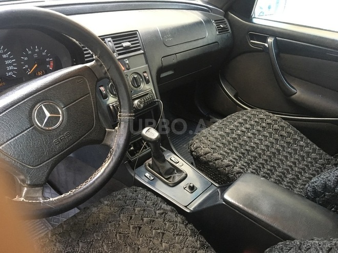 Mercedes C 180 1998, 300,000 km - 1.8 л - Bakı