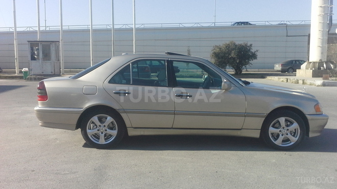 Mercedes C 230 1999, 210,000 km - 2.3 l - Bakı