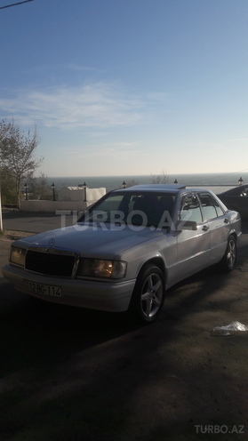Mercedes 190 1990, 239,000 km - 2.0 l - Bakı
