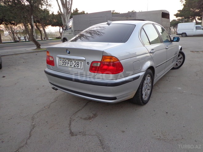 BMW 320 1999, 220,000 km - 2.0 l - Bakı