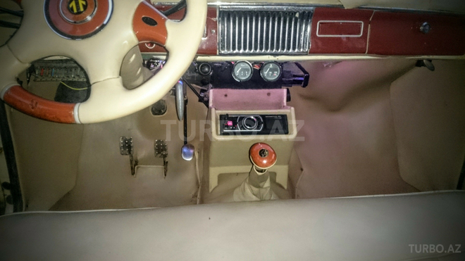 Moskvich  1961, 140 km - 1.4 l - Masallı