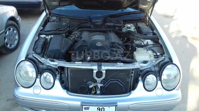 Mercedes E 240 2001, 242,000 km - 2.6 l - Bakı