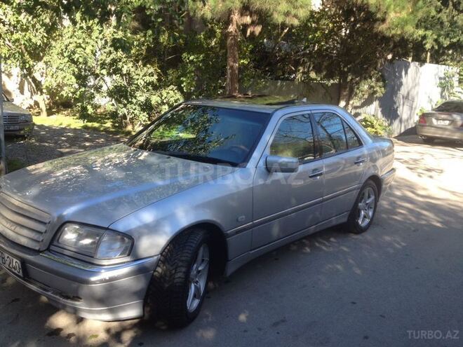 Mercedes C 240 1998, 240,000 km - 2.4 l - Bakı