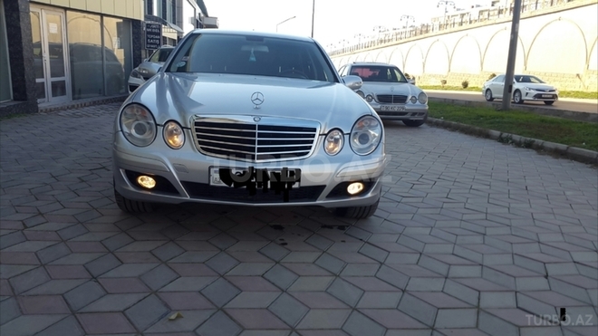 Mercedes E 220 2006, 186,000 km - 2.2 л - Bakı