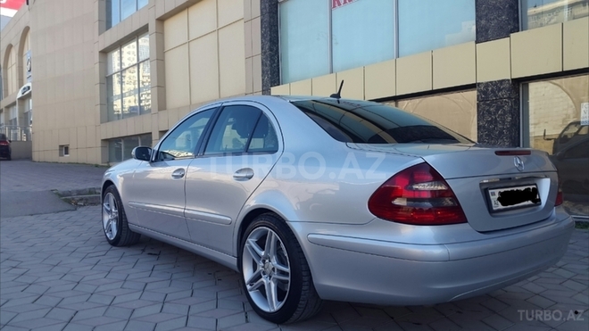 Mercedes E 220 2006, 186,000 km - 2.2 л - Bakı