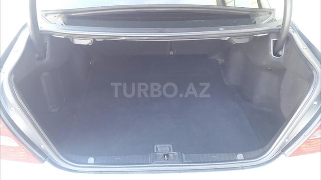 Mercedes E 220 2006, 186,000 km - 2.2 л - Bakı