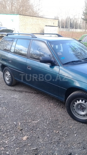 Opel Astra 1995, 400,000 km - 1.6 l - Mingəçevir