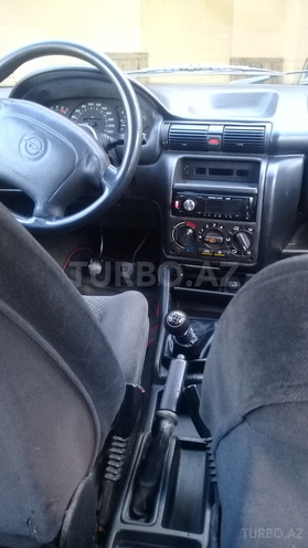 Opel Astra 1995, 400,000 km - 1.6 l - Mingəçevir