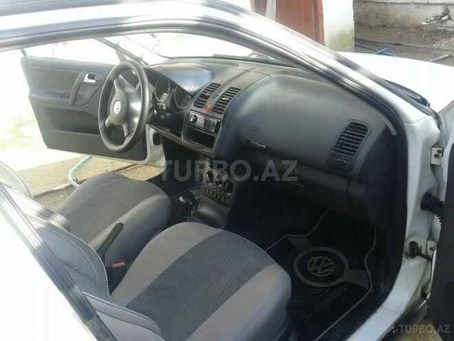 Volkswagen Polo 2000, 330,000 km - 1.4 l - Bakı