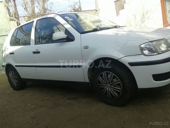Volkswagen Polo 2000, 330,000 km - 1.4 l - Bakı