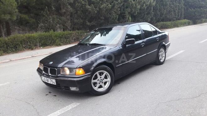 BMW 318 1993, 250,000 km - 1.8 l - Sumqayıt