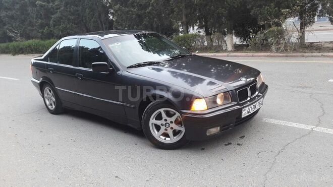 BMW 318 1993, 250,000 km - 1.8 l - Sumqayıt