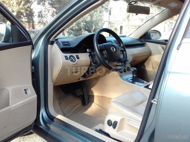Volkswagen Passat 2006, 219,000 km - 2.0 l - Bakı