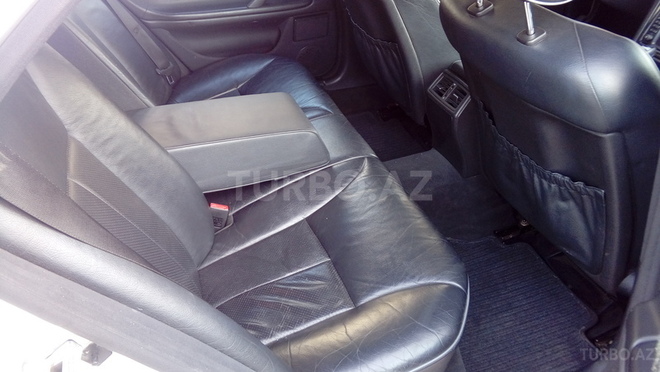 Mercedes E 240 2001, 240,000 km - 2.6 l - Bakı